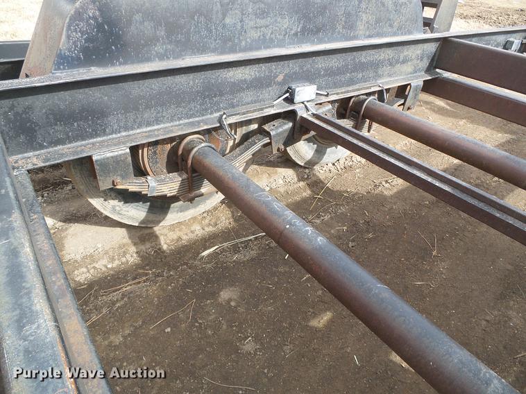 image for item DF2955 1998 B&B sprayer trailer