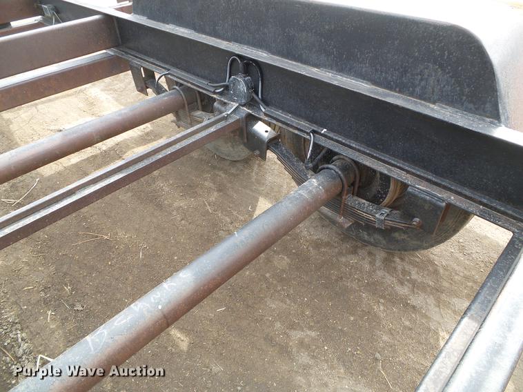 image for item DF2955 1998 B&B sprayer trailer