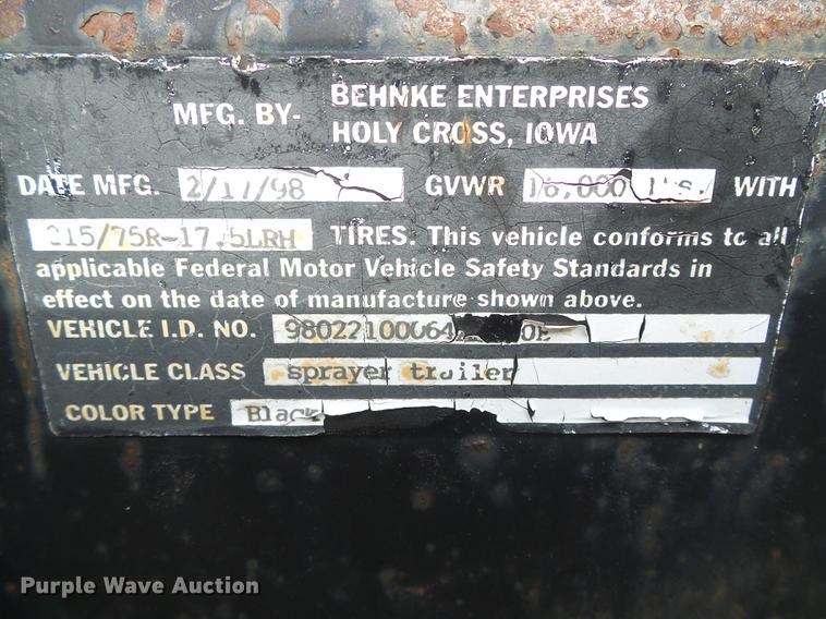 image for item DF2955 1998 B&B sprayer trailer