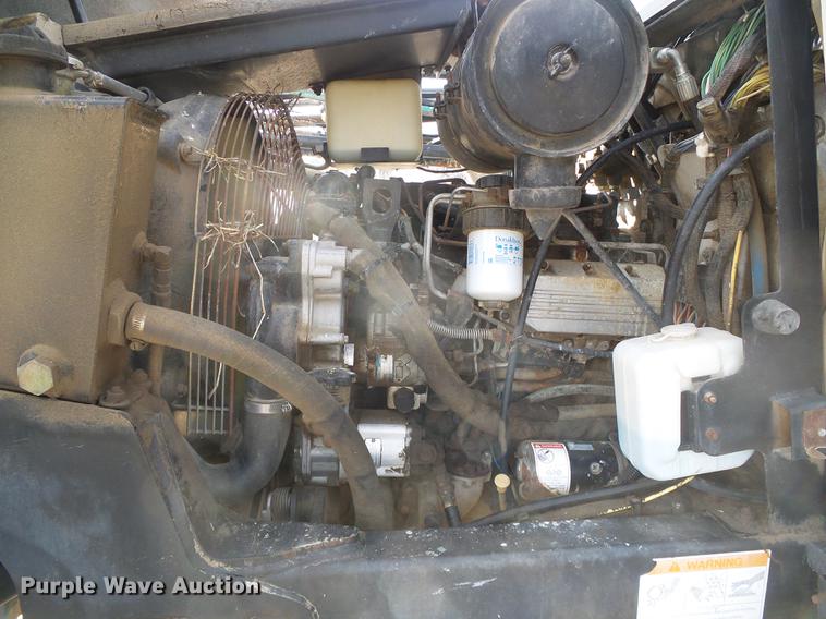 image for item DF2956 SpraCoupe 4440 sprayer