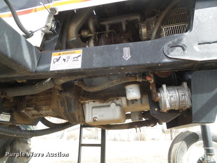 image for item DF2956 SpraCoupe 4440 sprayer