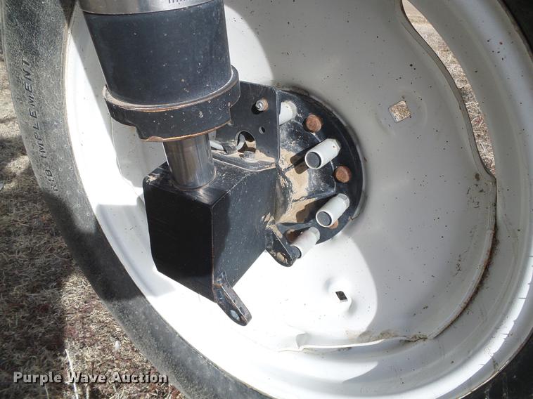 image for item DF2956 SpraCoupe 4440 sprayer