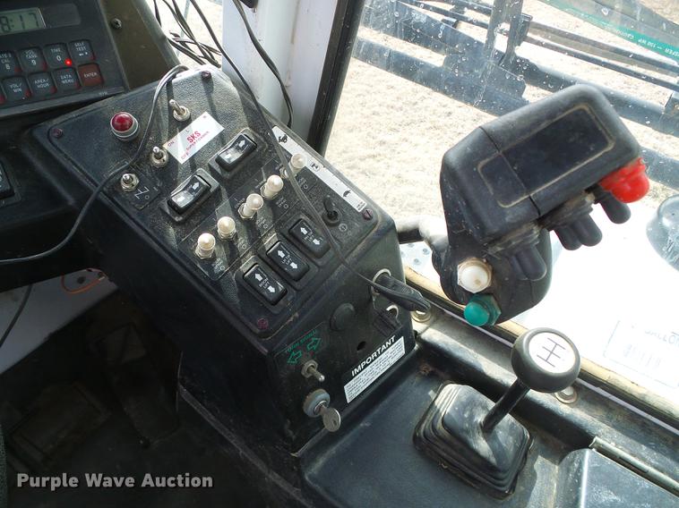 image for item DF2956 SpraCoupe 4440 sprayer