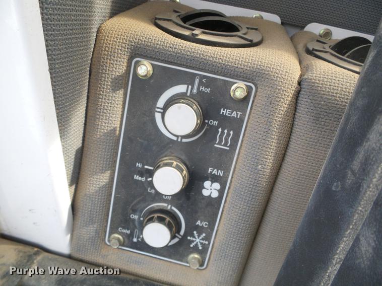 image for item DF2956 SpraCoupe 4440 sprayer