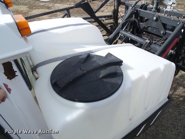 image for item DF2956 SpraCoupe 4440 sprayer