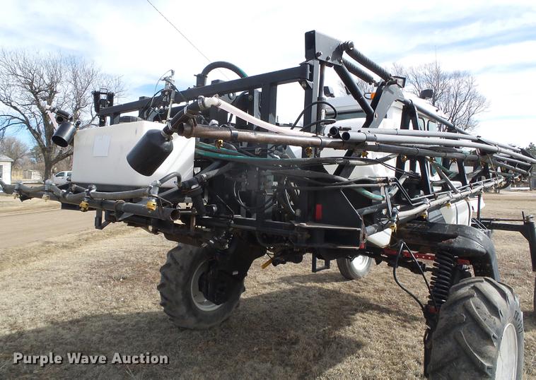 image for item DF2956 SpraCoupe 4440 sprayer