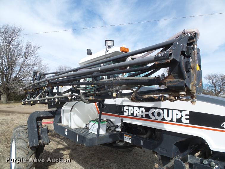 image for item DF2956 SpraCoupe 4440 sprayer