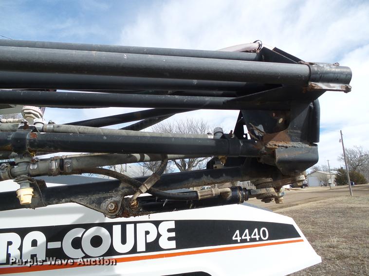 image for item DF2956 SpraCoupe 4440 sprayer
