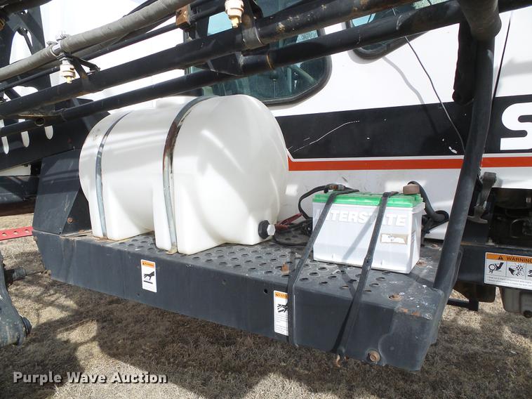 image for item DF2956 SpraCoupe 4440 sprayer