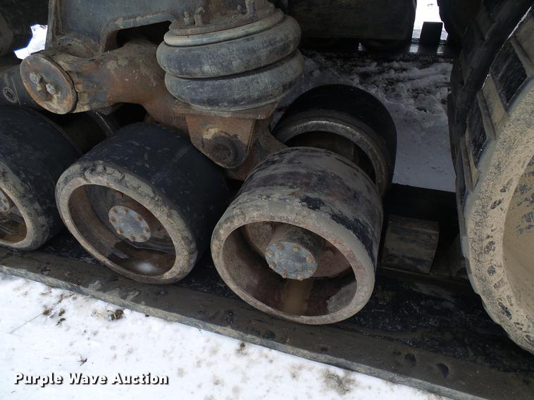 image for item DF7117 1993 Caterpillar Challenger 65C tractor