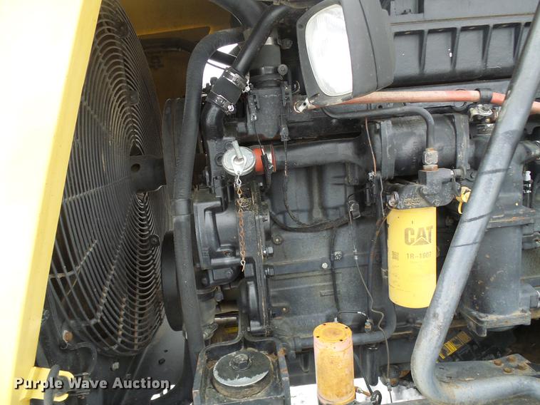 image for item DF7117 1993 Caterpillar Challenger 65C tractor