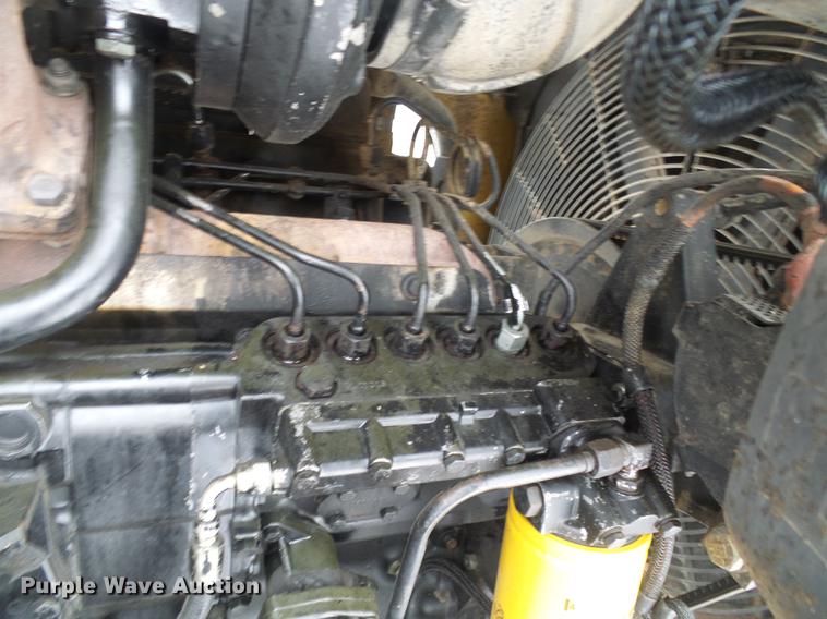 image for item DF7117 1993 Caterpillar Challenger 65C tractor