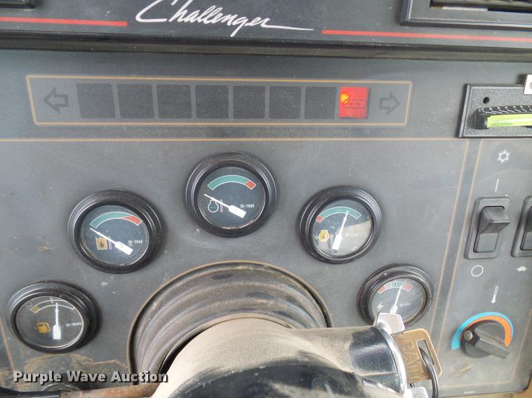 image for item DF7117 1993 Caterpillar Challenger 65C tractor