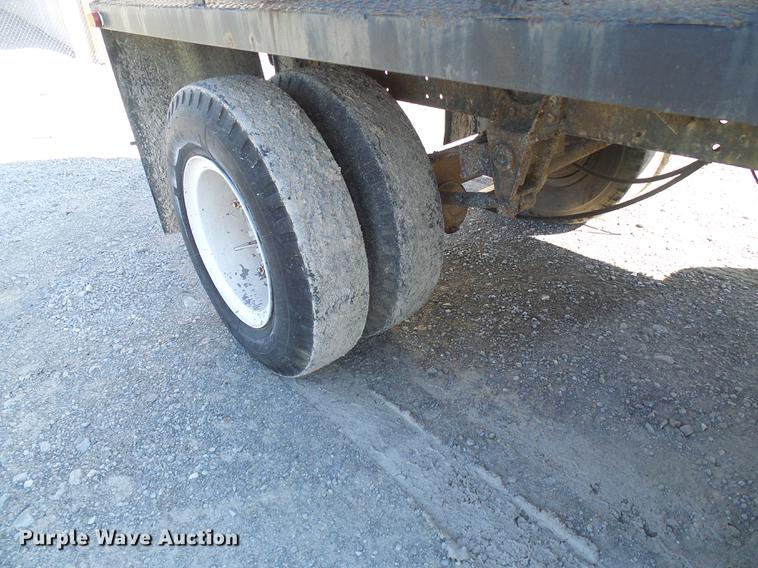 image for item DF7129 1983 shop built tank trailer