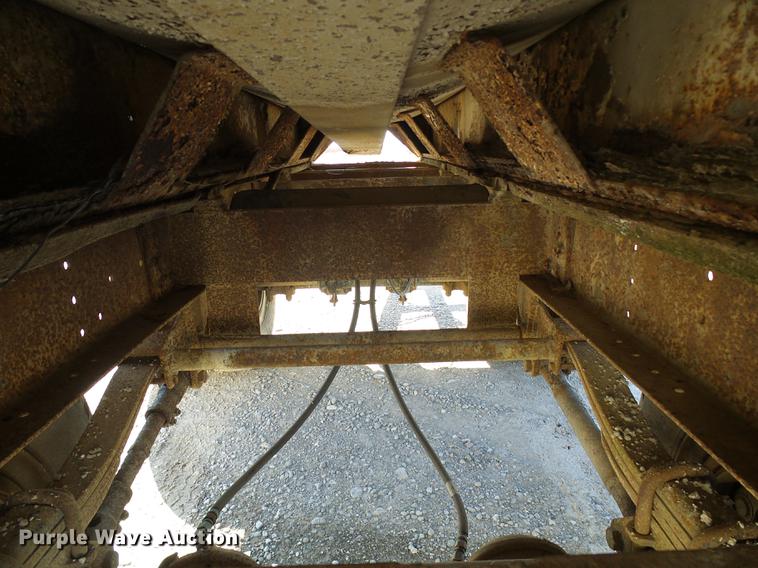 image for item DF7129 1983 shop built tank trailer