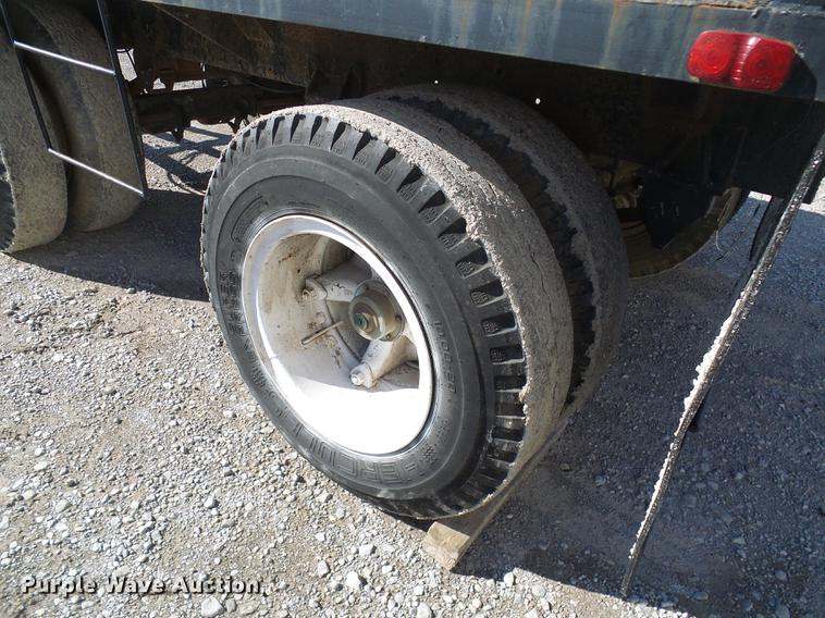 image for item DF7129 1983 shop built tank trailer