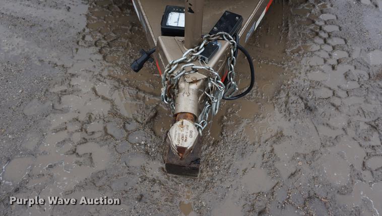 image for item DF7620 2016 Titan livestock trailer