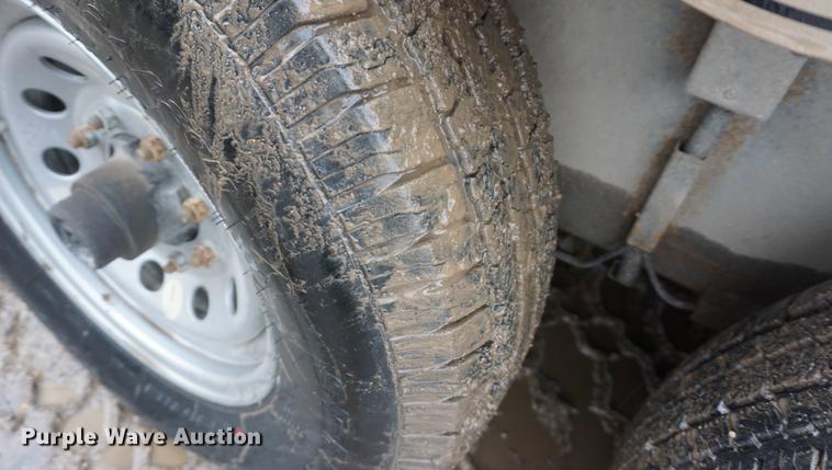 image for item DF7620 2016 Titan livestock trailer