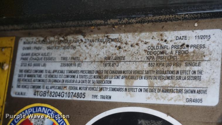 image for item DF7620 2016 Titan livestock trailer