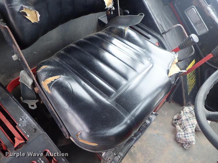 image for item DF8754 International F986 tractor