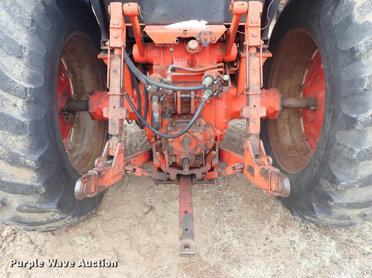 image for item DF8754 International F986 tractor