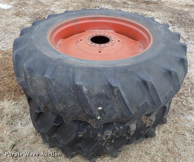 image for item DF8754 International F986 tractor