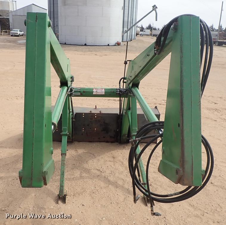 image for item DF8755 Farm Hand F258 loader