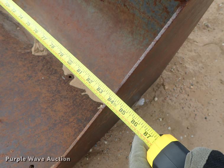 image for item DF8755 Farm Hand F258 loader