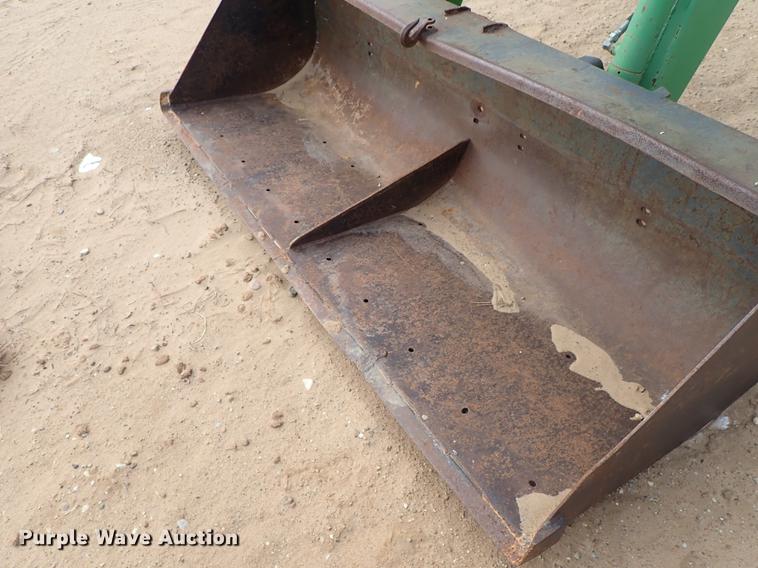 image for item DF8755 Farm Hand F258 loader