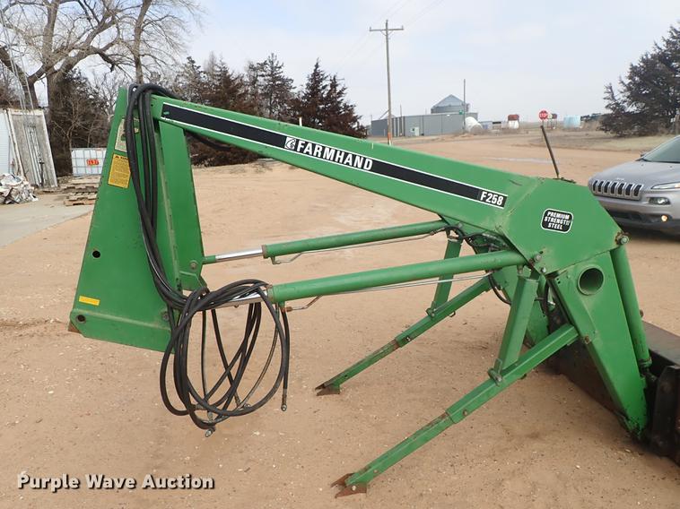 image for item DF8755 Farm Hand F258 loader