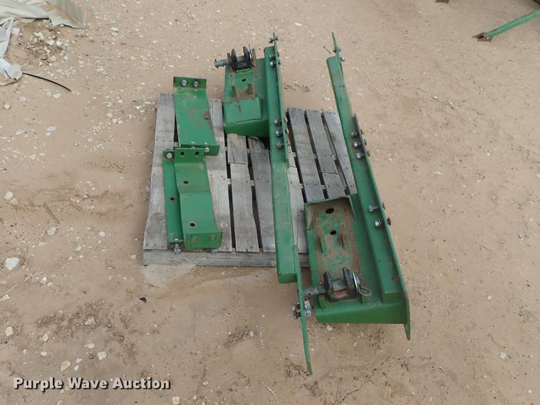 image for item DF8755 Farm Hand F258 loader