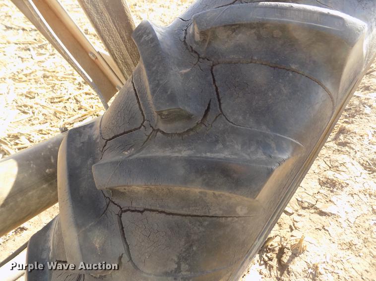 image for item DY9214 Valley 6000 series center pivot