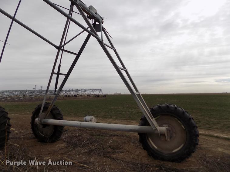 image for item DY9216 Valley 6000 series center pivot