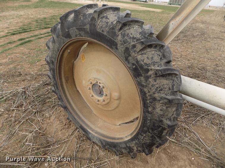 image for item DY9216 Valley 6000 series center pivot