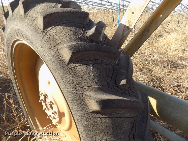 image for item DY9216 Valley 6000 series center pivot