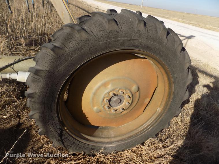 image for item DY9216 Valley 6000 series center pivot