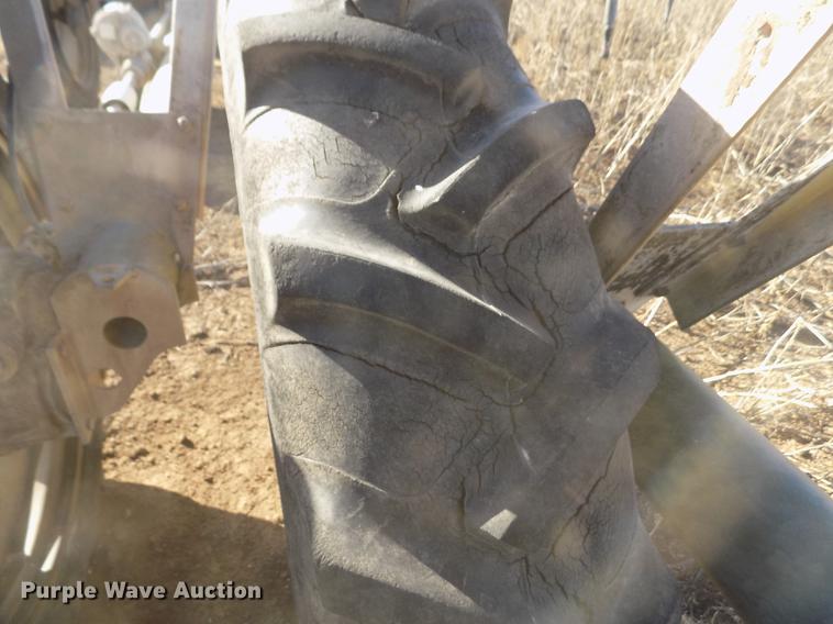 image for item DY9216 Valley 6000 series center pivot