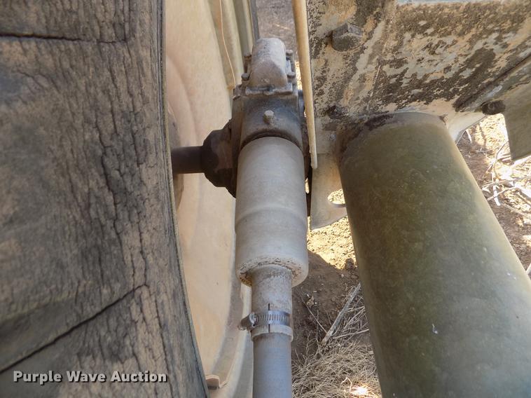 image for item DY9216 Valley 6000 series center pivot