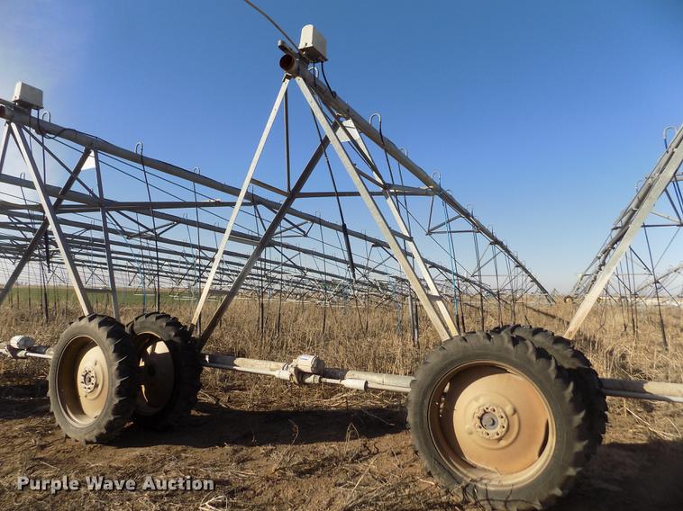 image for item DY9216 Valley 6000 series center pivot