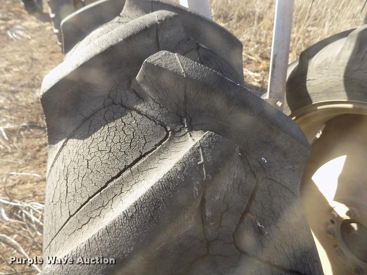 image for item DY9216 Valley 6000 series center pivot