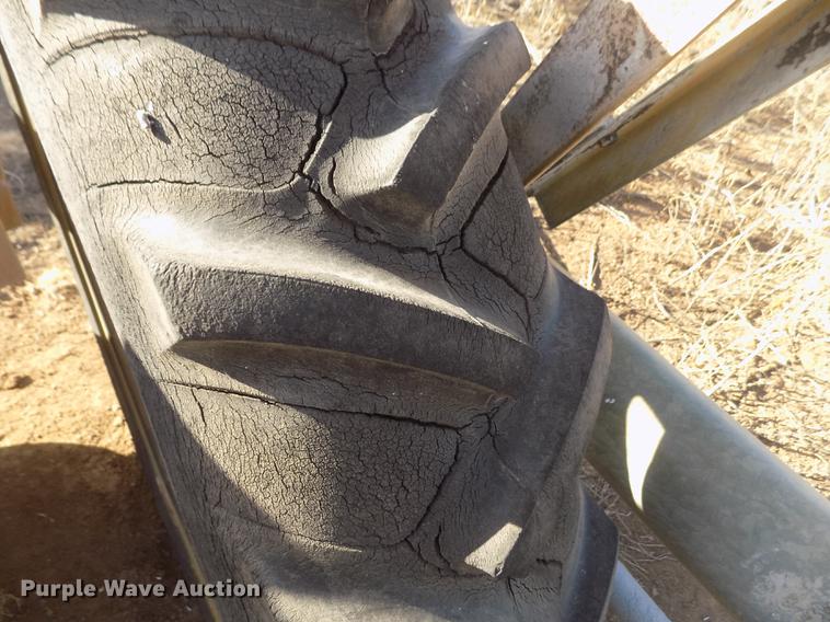 image for item DY9216 Valley 6000 series center pivot