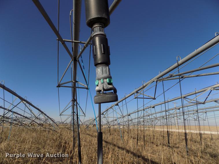 image for item DY9216 Valley 6000 series center pivot