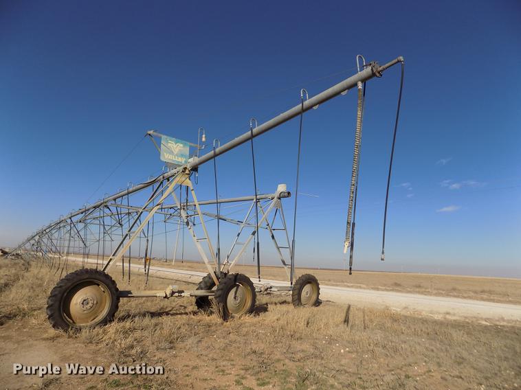 image for item DY9216 Valley 6000 series center pivot