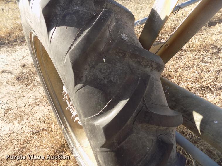 image for item DY9216 Valley 6000 series center pivot