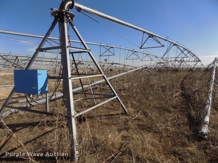 image for item DY9217 Valley 6000 series center pivot