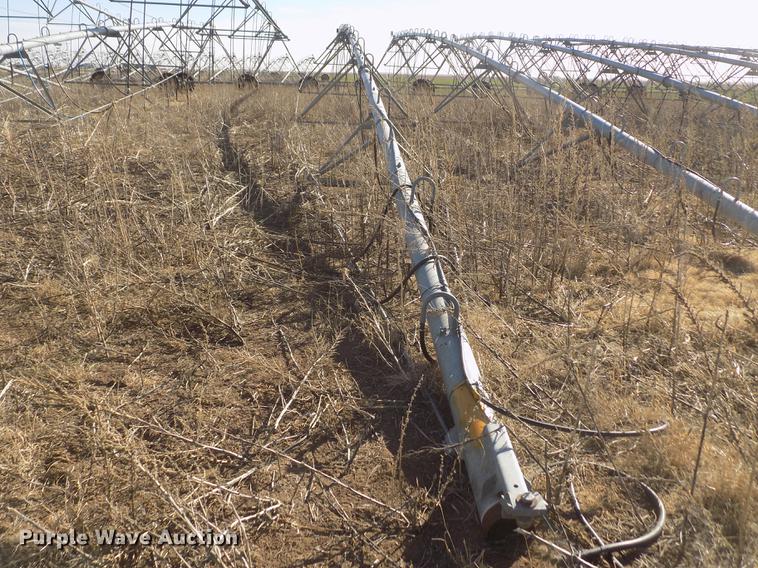 image for item DY9217 Valley 6000 series center pivot