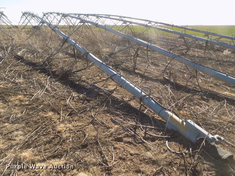 image for item DY9217 Valley 6000 series center pivot