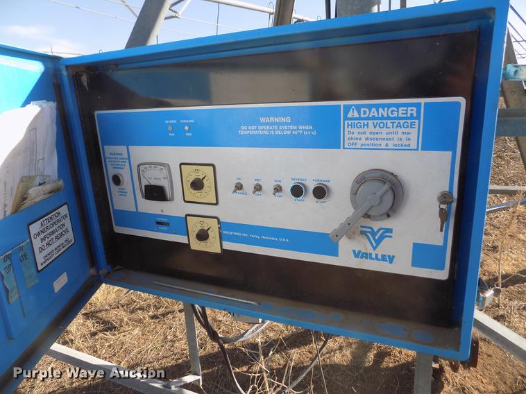 image for item DY9217 Valley 6000 series center pivot