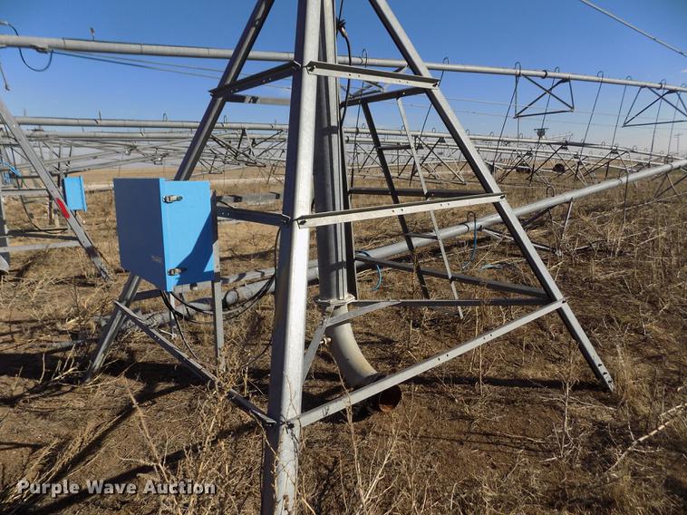 image for item DY9217 Valley 6000 series center pivot