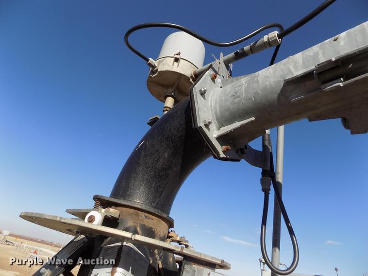 image for item DY9217 Valley 6000 series center pivot